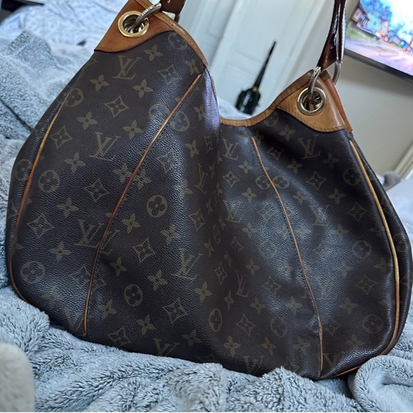 Louis Vuitton Galliera PM used bag - Picture 5 of 6